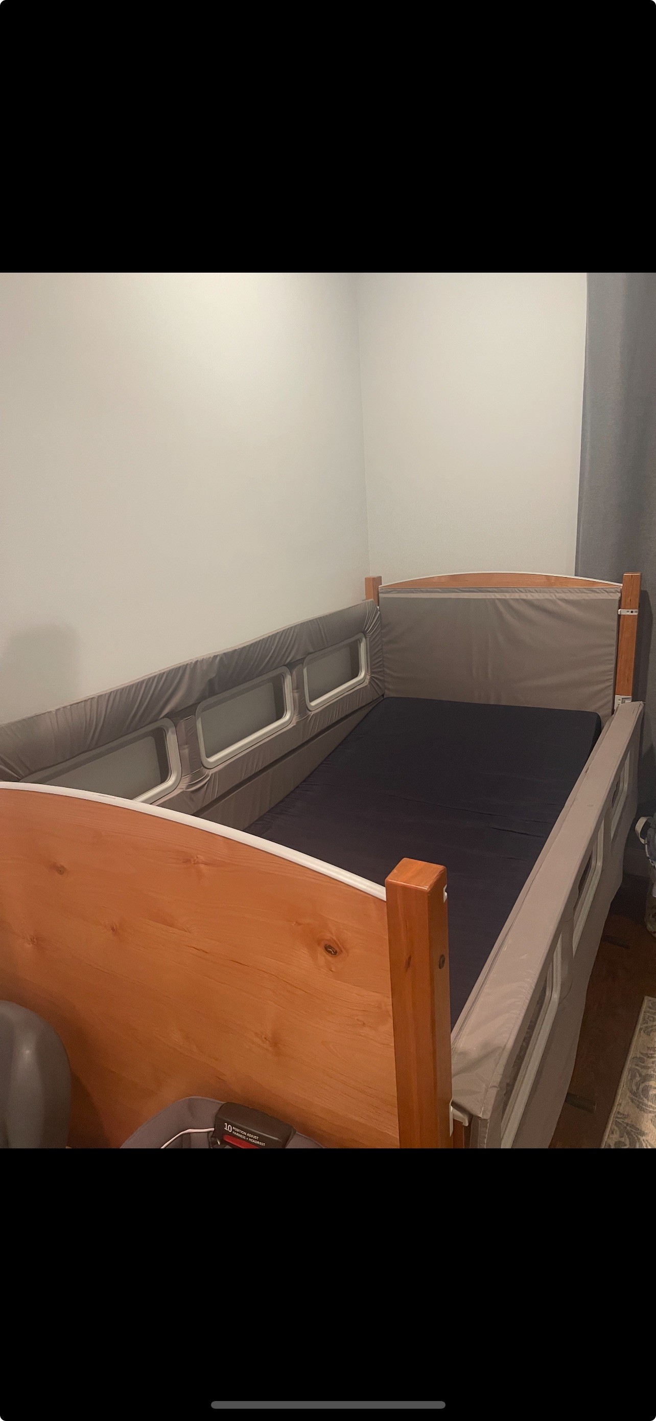 Photo 3 of Sleepsafe bed