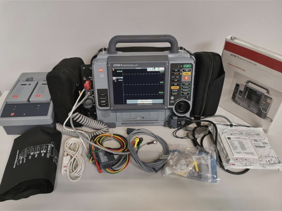 Photo 3 of Physio Control Lifepak 15