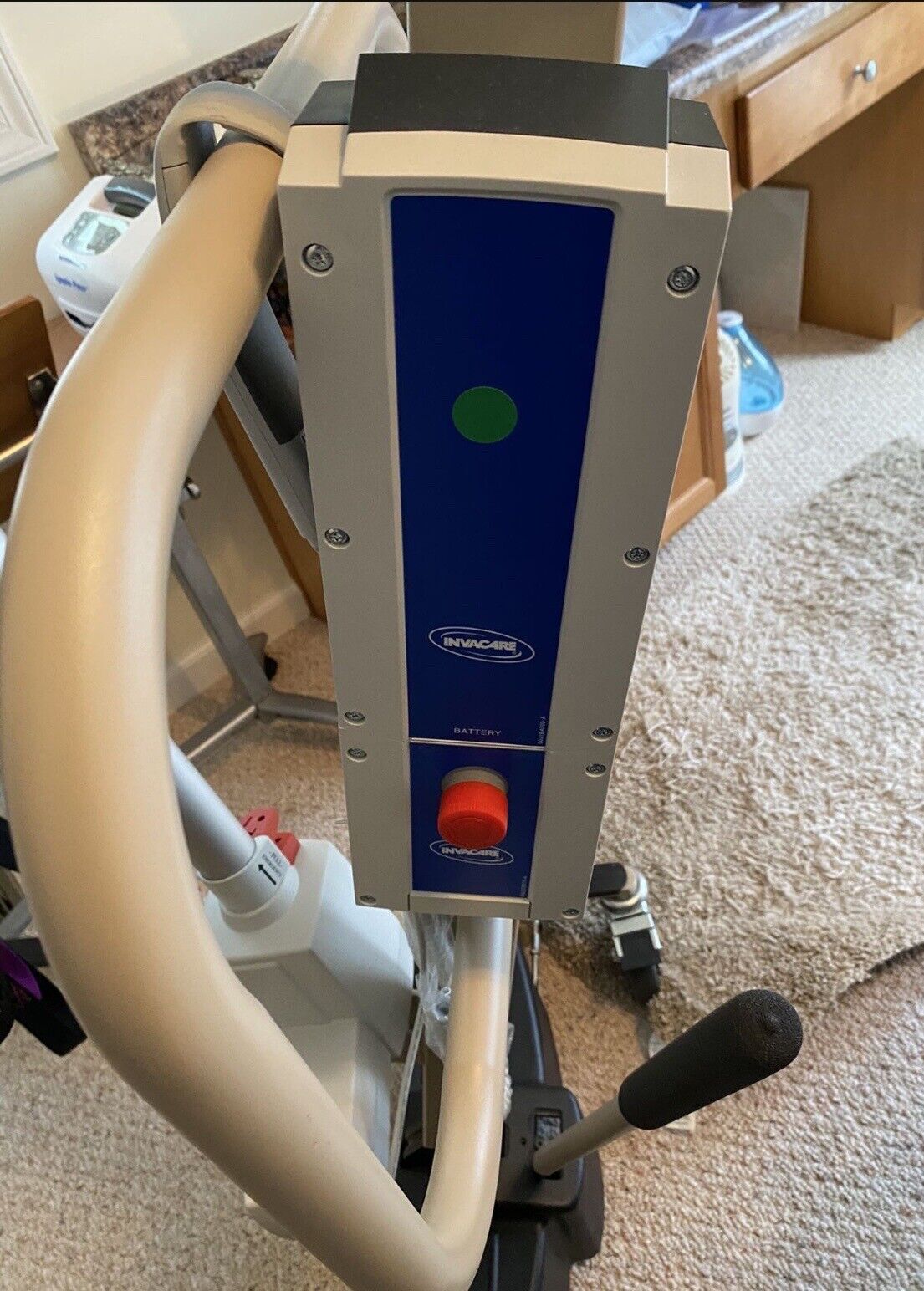 Photo 3 of Invacare Reliant 450 Hoyer Lift